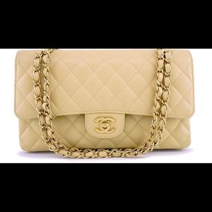 Chanel classic flap caviar beige medium new tags